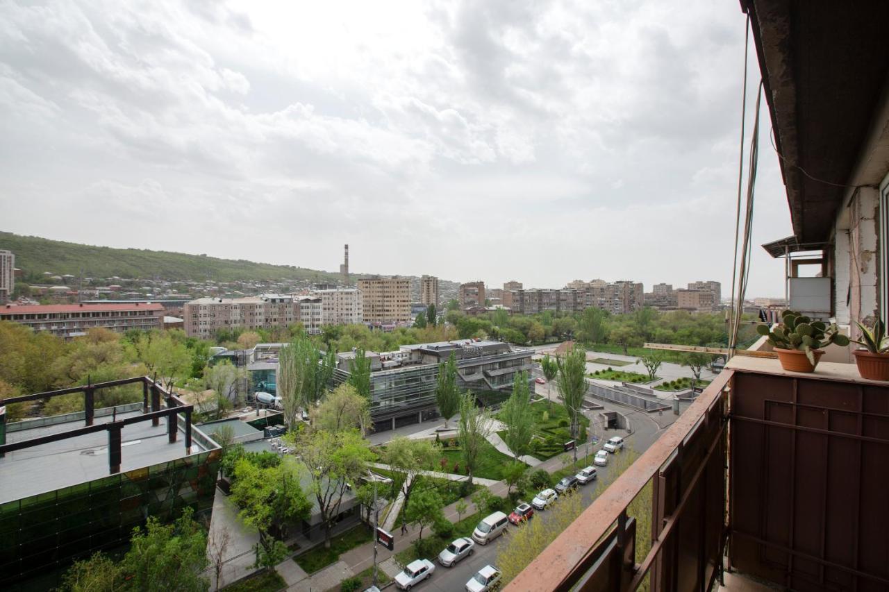 Umba Apartment N5 - Balcony And Mount Ararat View Yerevan Exterior photo